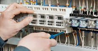 Проектирование и монтаж аварийного освещения от 3107 руб. в Краснокамске - ЭлектроКнм