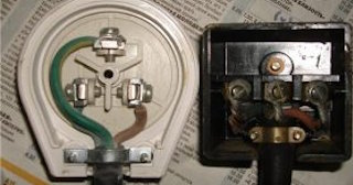 Подключение и монтаж розетки для электроплиты от 570 руб в Краснокамске - ЭлектроКнм
